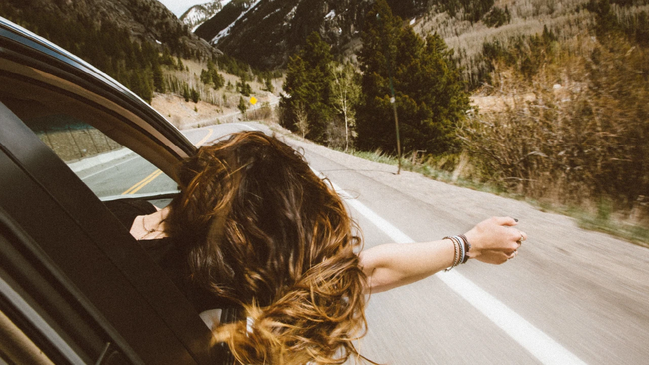 SOC How to plan a summer vacation on a tight budget V2-R2 1280x720 04