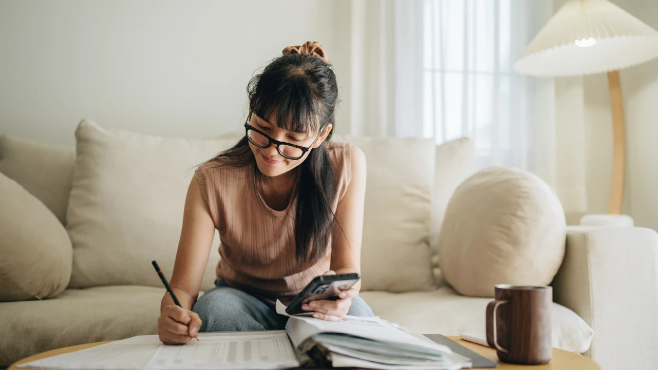 SOC The REAL damage debt can create is BIGGER than just your credit V3-R1 1280x720 04