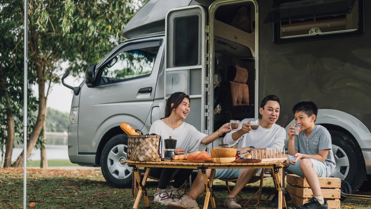SOC How to plan a summer vacation on a tight budget V2-R3 1280x720 02